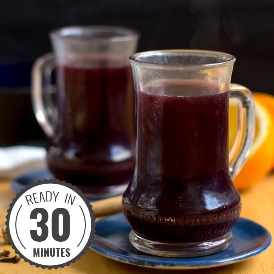 Traditional German Mulled Wine. Ready to drink in 30 minutes | #wine #christmasdrinks | hurrythefoodup.com